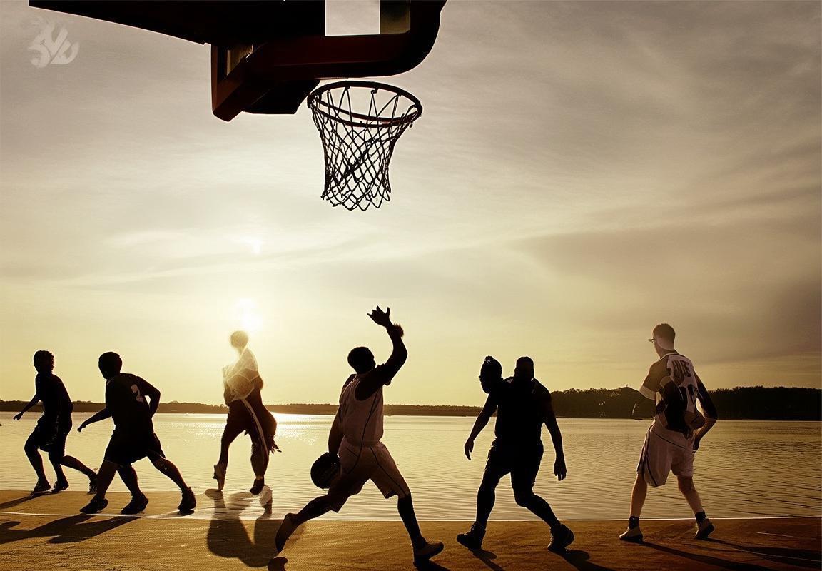 2011年NBA湖篮巅峰对决：科比与篮网的激情碰撞回顾(图1)